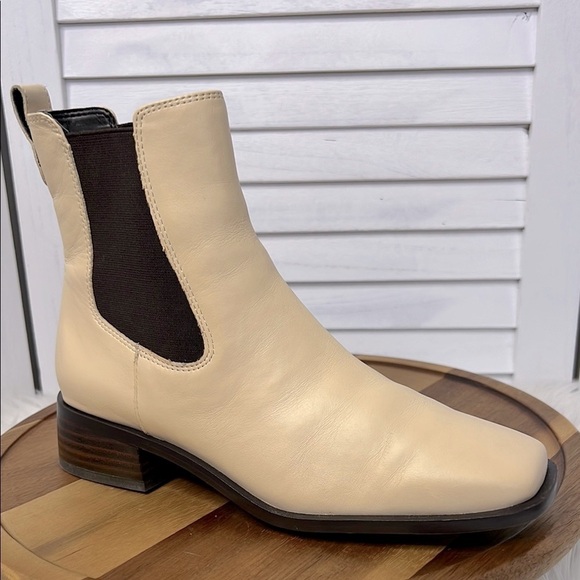 SAM EDELMAN l Thelma Chelsea Tan Ankle Boot Square Toe Elastic Side Panels Sz. 6 - Picture 3 of 13